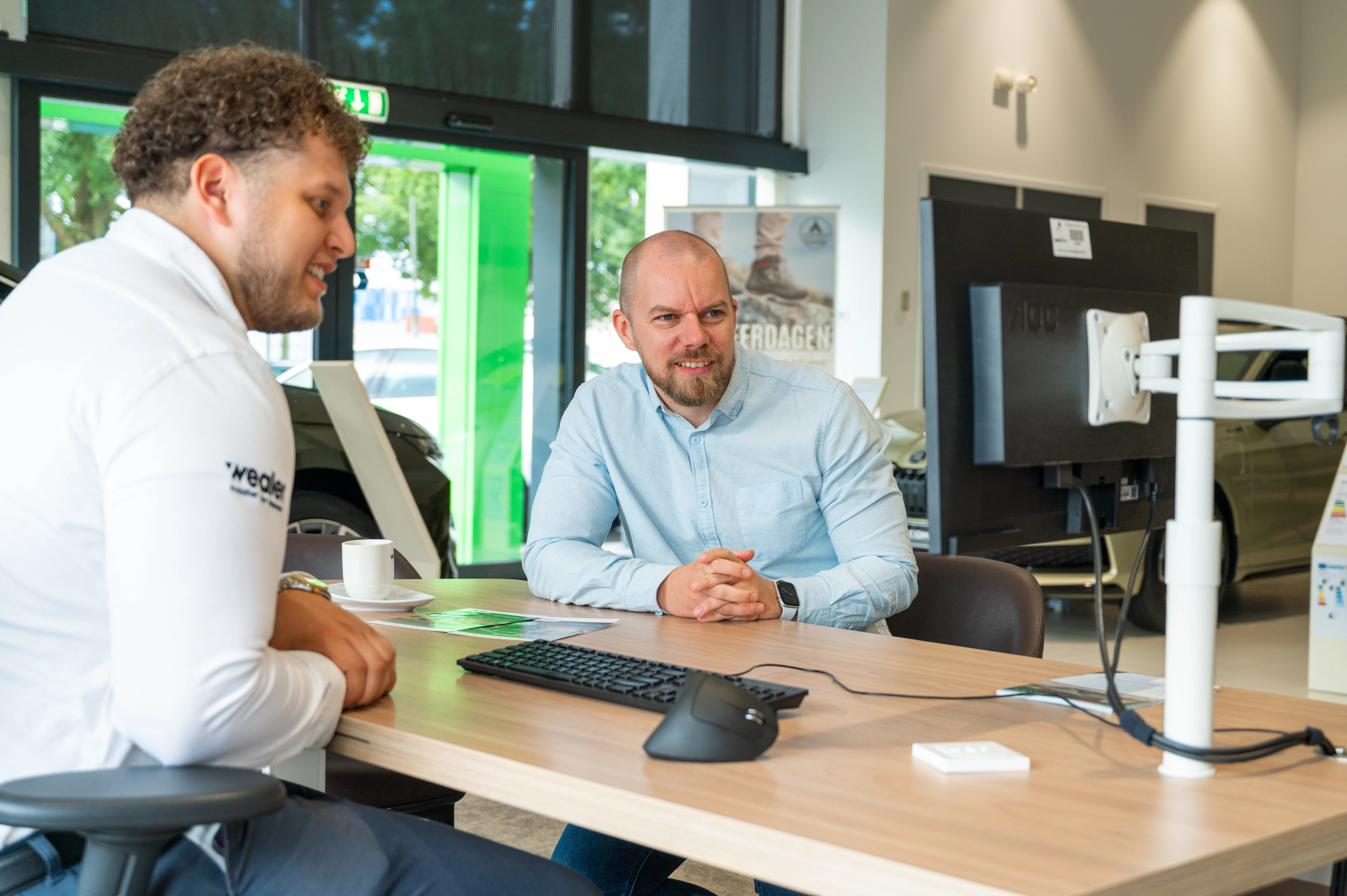 Plan een bel afspraak in met Kim - Wealer